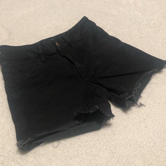American eagle black denim shorts - Picture 2 of 4